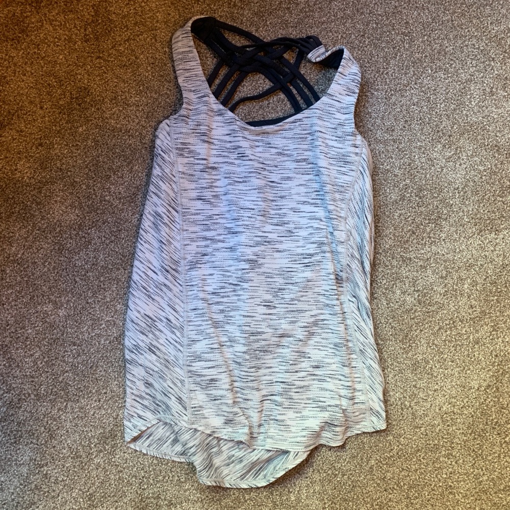 Lululemon tank